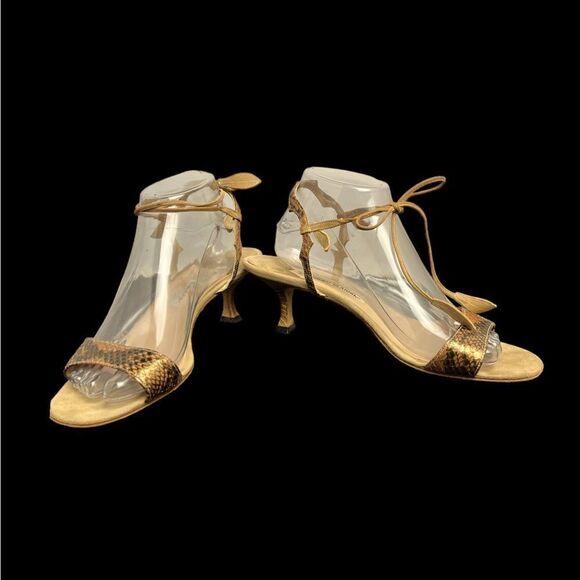 Manolo Blahnik Embossed Snake Leather Sandal w/2” Kitten Heel Great Cond Sz. 41 - Picture 2 of 11